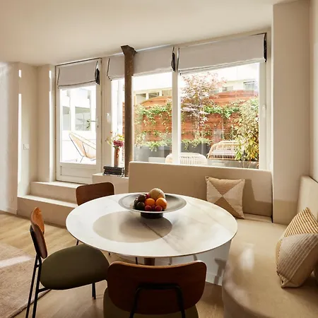 Stylish 2br & 2ba With Private Terrace *