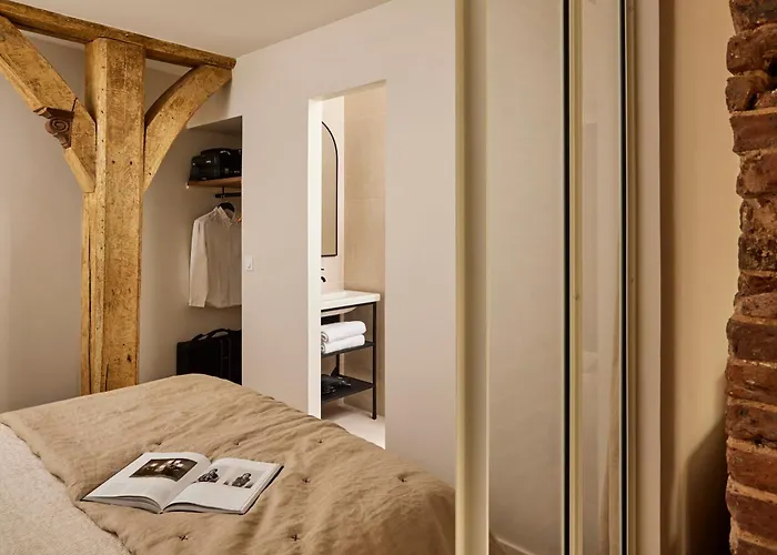 Lejlighed Stylish 2br & 2ba With Private Terrace *