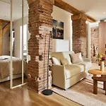 Appartamento Stylish 2br & 2ba With Private Terrace