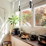 Stylish 2br & 2ba With Private Terrace * Parigi