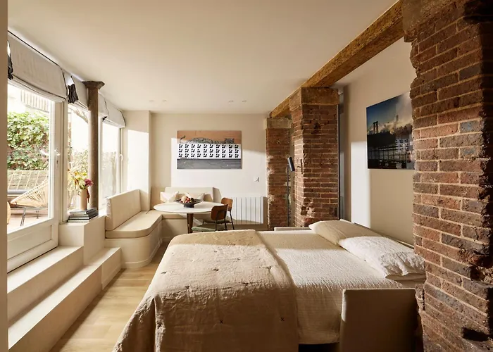 Stylish 2br & 2ba With Private Terrace