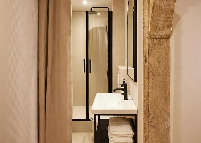 Stylish 2br & 2ba With Private Terrace Daire