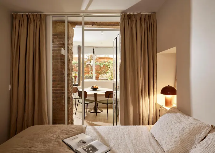 Stylish 2br & 2ba With Private Terrace 公寓 *
