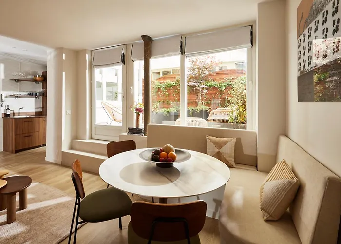 Stylish 2br & 2ba With Private Terrace *
